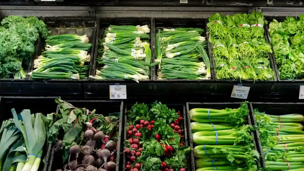 Home 31 discount supermarket chain